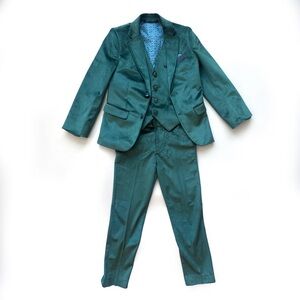 Kids' Isaac Mizrahi green velvet suit, 3 pieces